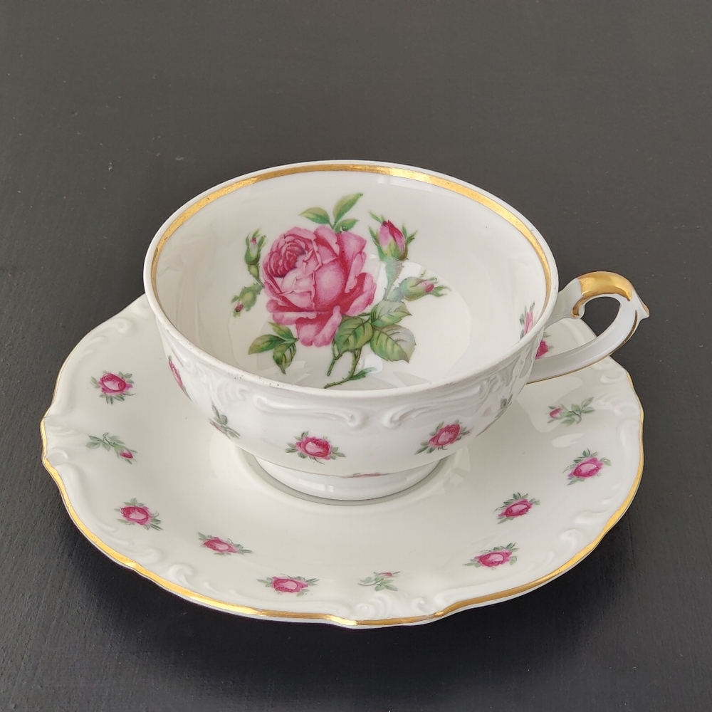 Vintage | Debutante China of Canada | Teacup and Saucer with Gold Trim 🌹🩷 - Picture 1 of 15